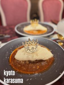 👑まるでお姫様気分になれる、 話題の白いオムライス🤍✨ 京都 […]
